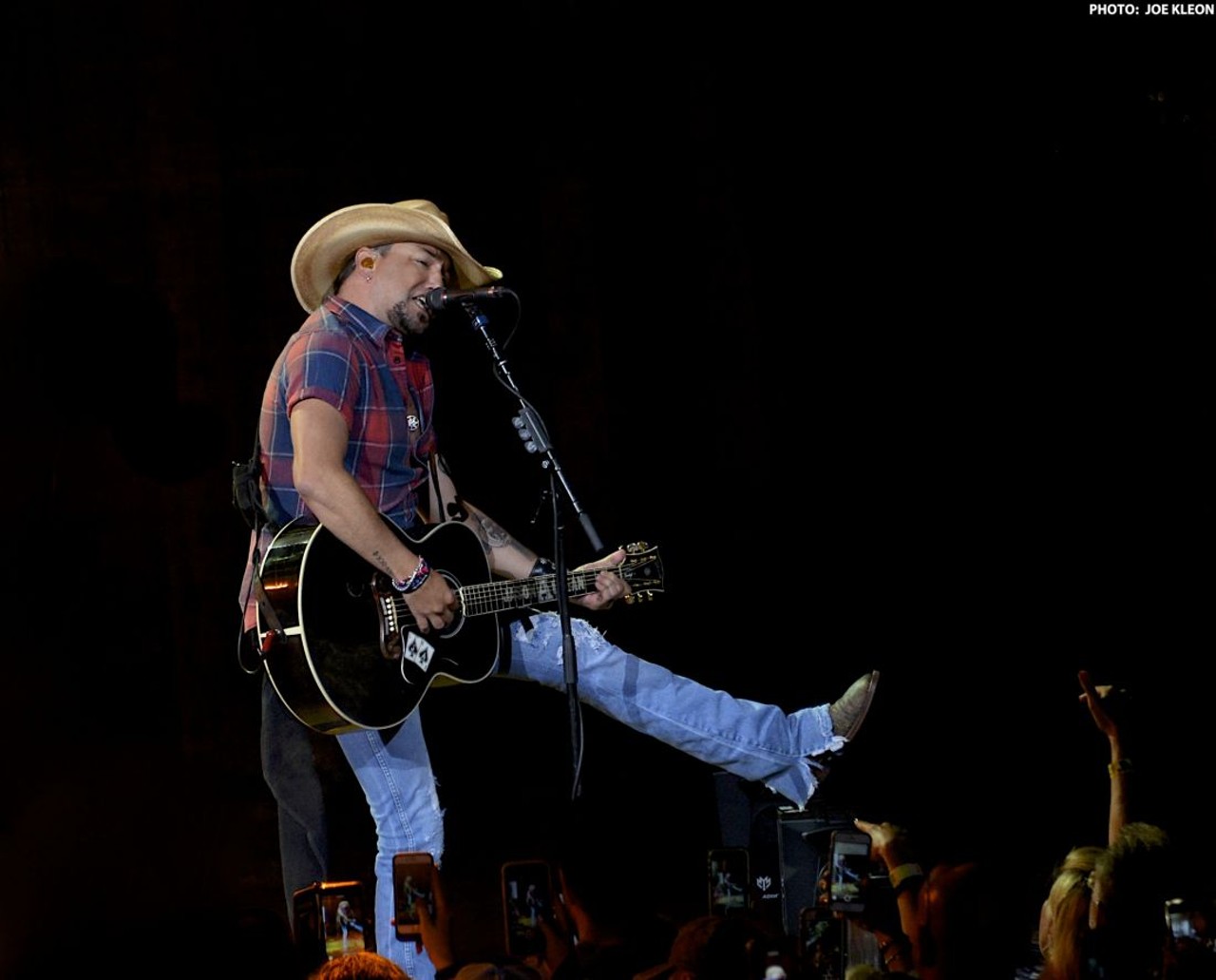 Jason Aldean, Luke Combs and Lauren Alaina Playing at Blossom