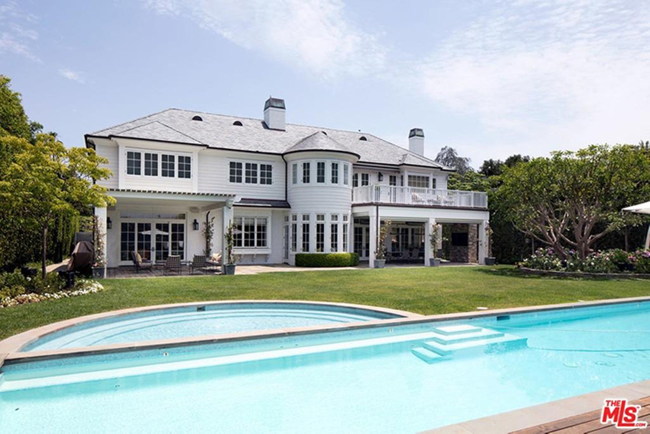 LeBron James Is Selling a Los Angeles Mansion for $20.5 Million. Let's Take a Tour