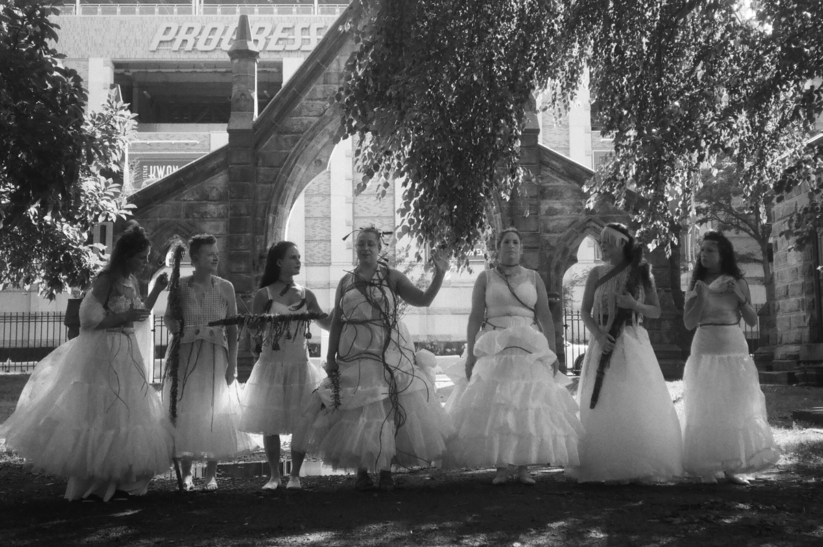 Butoh from The Birds Who Walk at Night