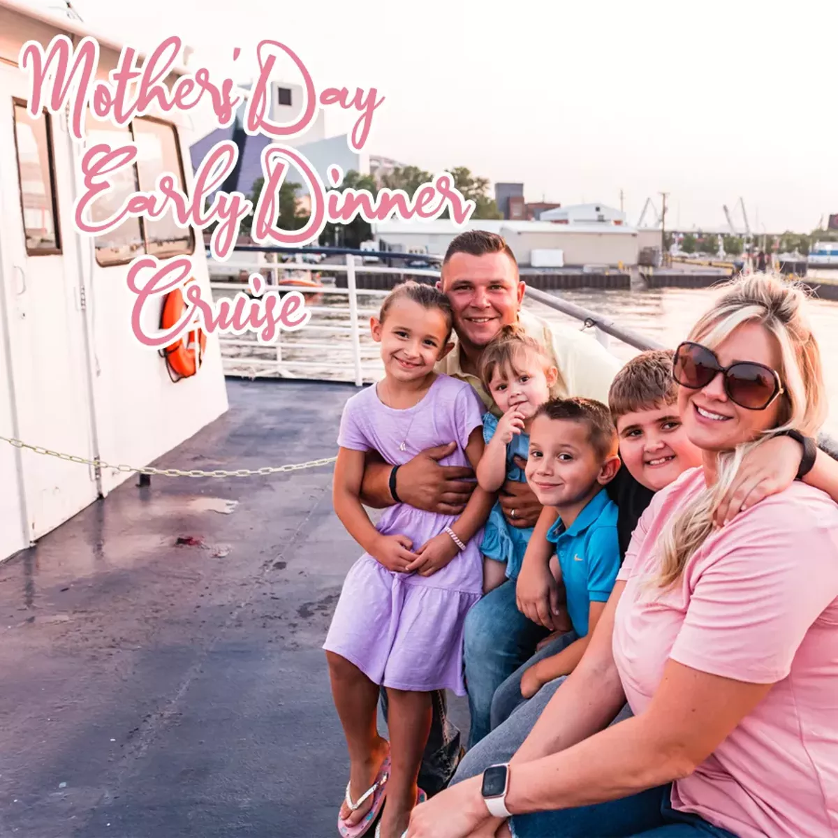 mothersdayearlydinnercruisesq.webp