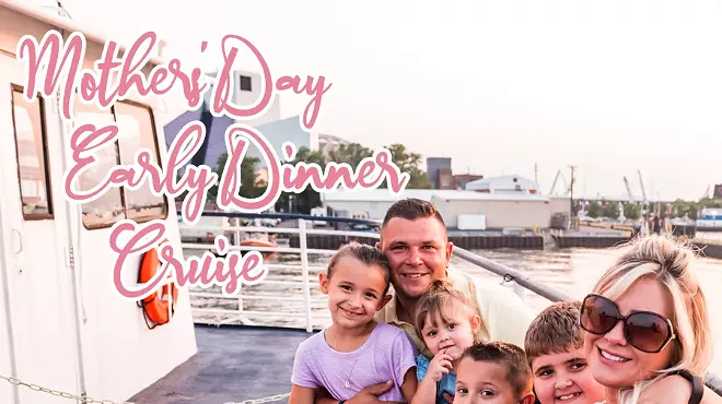 Image: @NauticaQueenCLE Mother's Day Early Dinner