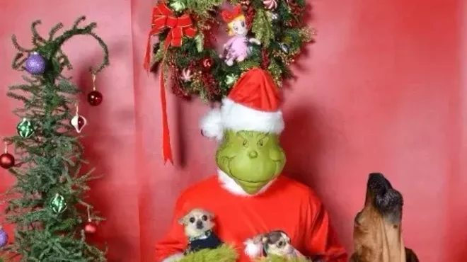 Image: Pet Photos with the Grinch