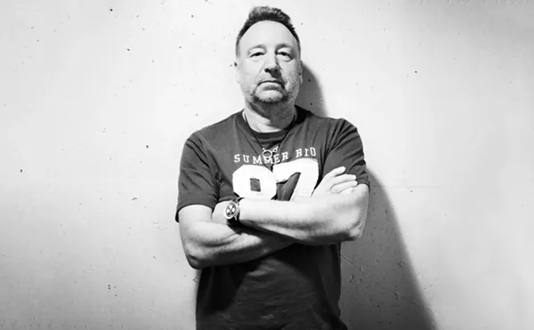 Image: Peter Hook & The Light