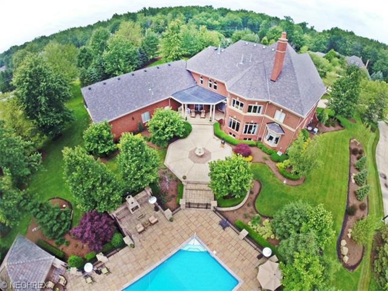PHOTOS: Ex-Cavs Coach Mike Brown is Selling His Westlake Mansion