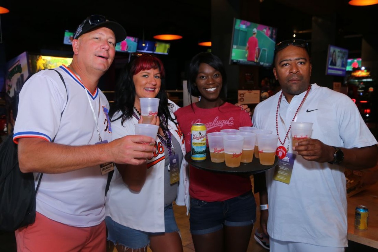 Photos From Leinie Friday at Corner Alley and Parma Tavern