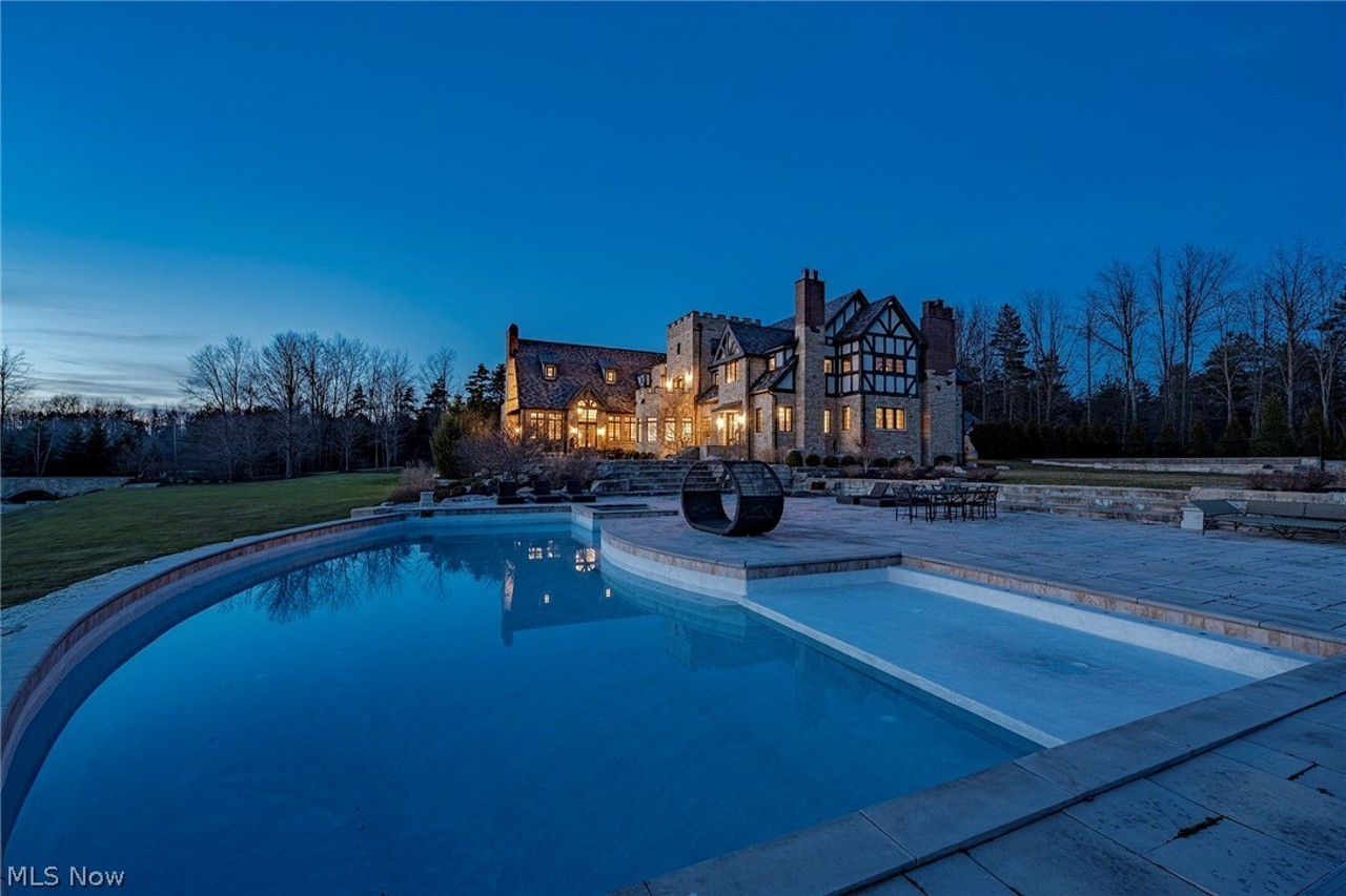 Photos: Here's Deshaun Watson's New Home in Cleveland, a $5.4 Million Mansion in Hunting Valley