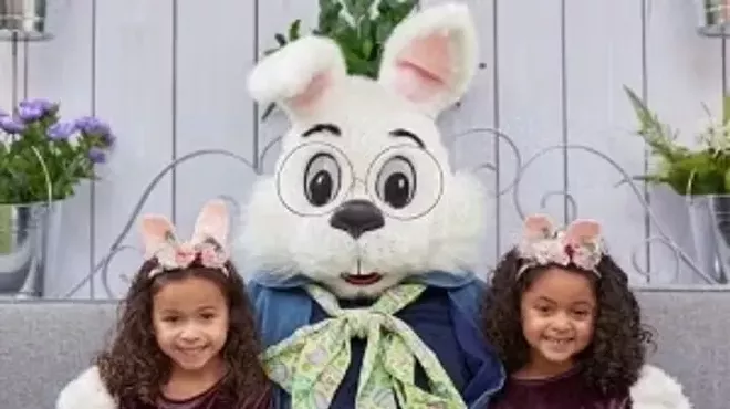 Image: Photos with the Bunny