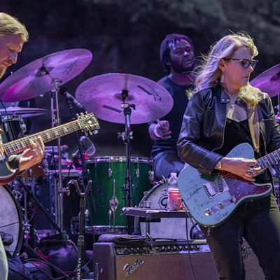 Derek Trucks (left) and Susan Tedeschi.