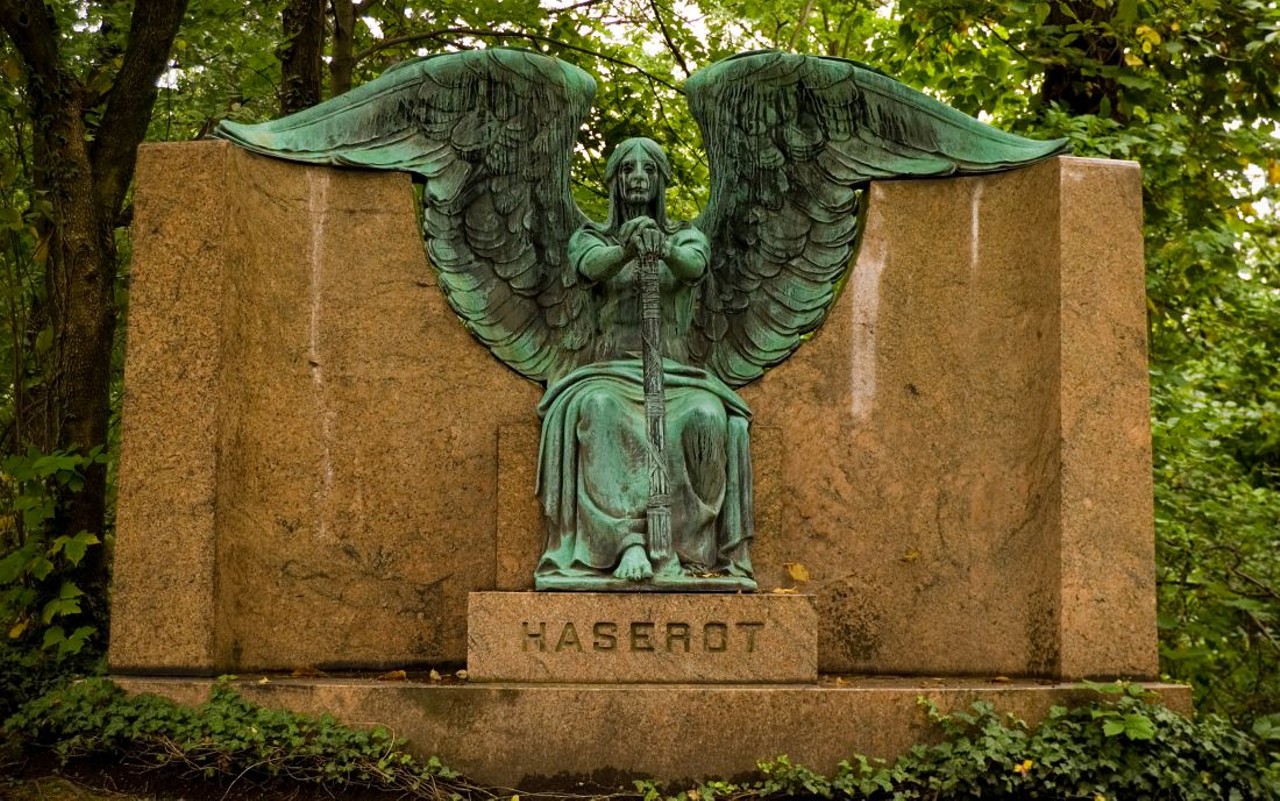 The Haserot Angel
12316 Euclid Ave.
The Haserot Angel is impossibly creepy and has black tears eternally streaming down its face. And if you&#146;re the kind of person that&#146;s emotionally unstable enough to be wandering the cemetery in the middle of the day, you probably are, too. Strength in numbers, people.
Photo via  Angel of Death Victorious/Wikimedia