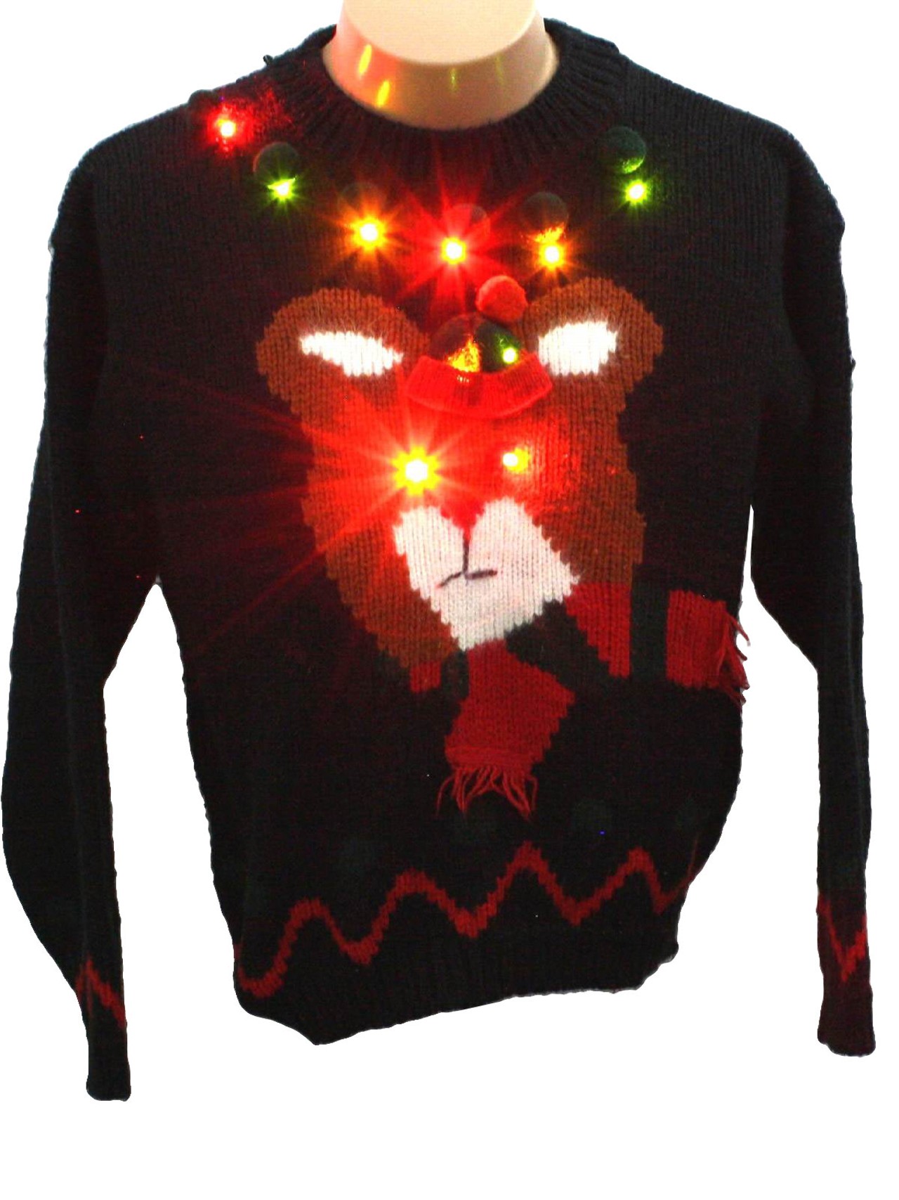 This bear’s laser eyes hone in on holiday cheer.