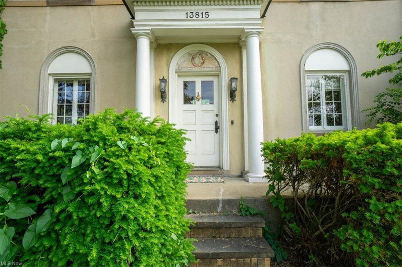 This Cleveland House Modeled After an Italian Villa Is on the Market for $215,000