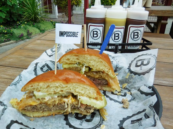 Impossible Burger (front), Regular burger (rear)