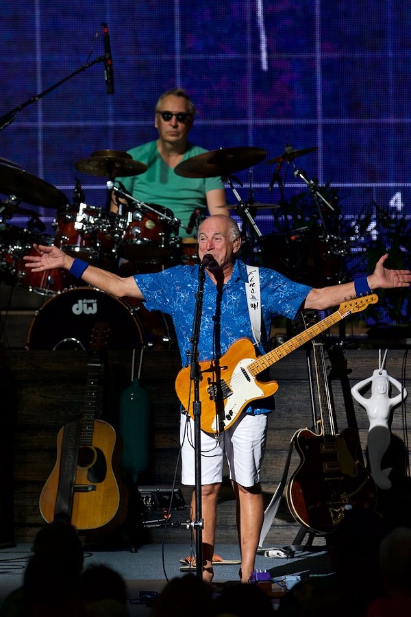 Jimmy Buffett Creates an Unparalleled Party Atmosphere at Blossom