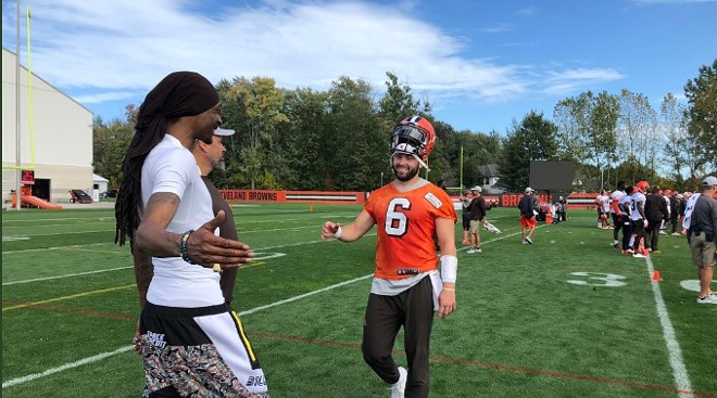Snoop Dogg Takes Over Cleveland, Browns Practice, But Hue Jackson Isn't Totally Pleased