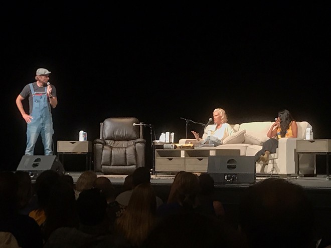 Dax Shepard Welcomed Special Guest Monica Potter for Sunday Night's Live Taping of Armchair Expert in Cleveland