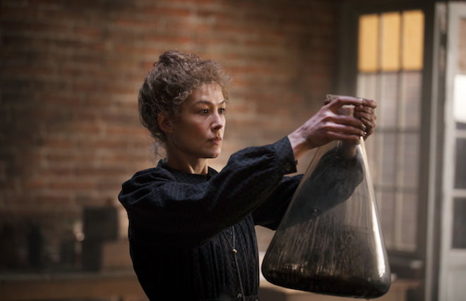 Rosamund Pike as Marie Curie in Radioactive - AMAZON STUDIOS