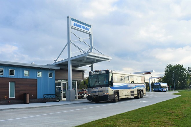 Wickliffe Transit Center - Laketran