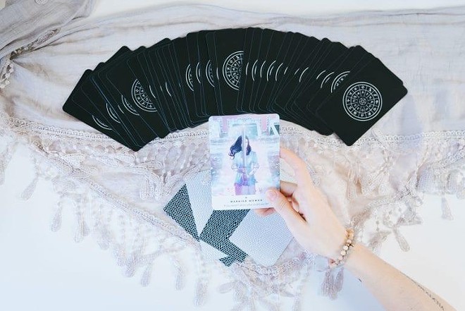 Best Online Tarot Card Reading [Review] Top-Rated Services
