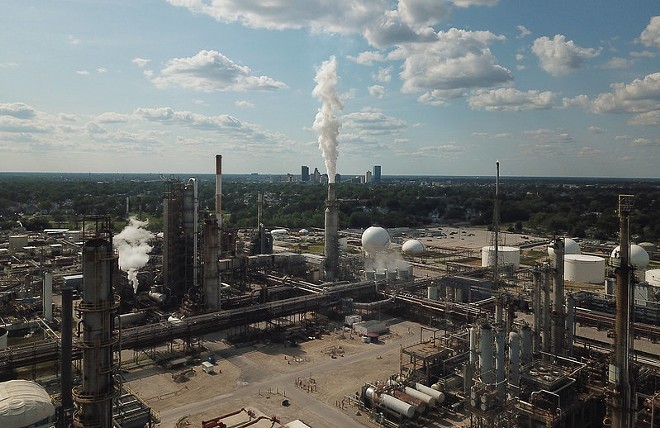 An oil refinery in east Toledo, Ohio. - (Ted Auch/FrackTracker Alliance 2019)