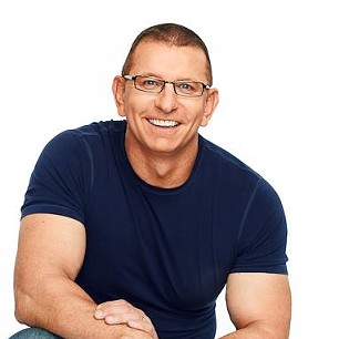 Food Network Star Robert Irvine Comes to Cleveland this Summer