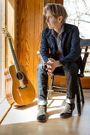 A Relaxed Approach Works Well for Guitarist Eric Johnson