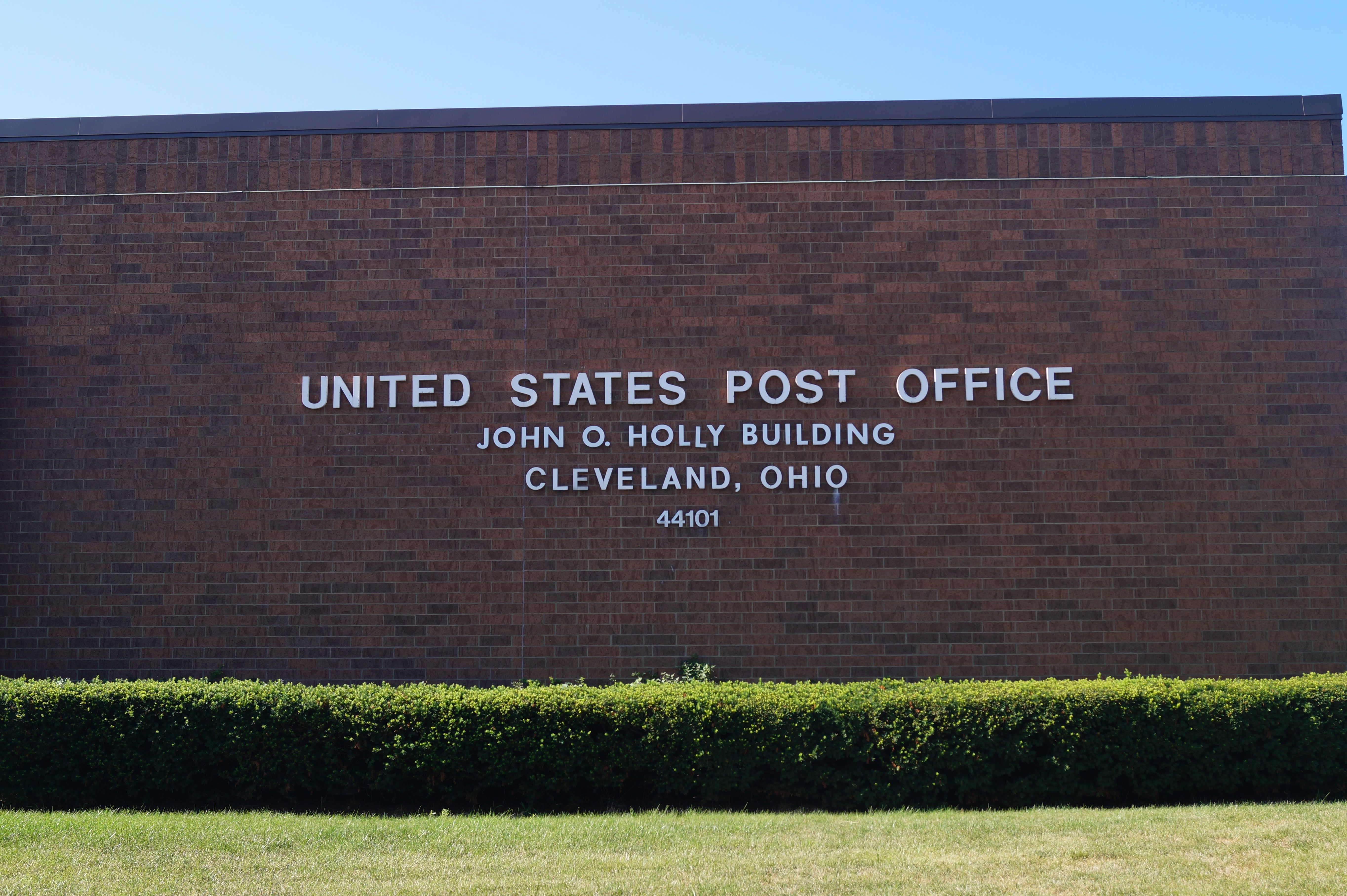 Junked Sorting Machine Behind USPS Cleveland Office Part of National Plan  to Slow Down Mail | Cleveland News | Cleveland | Cleveland Scene