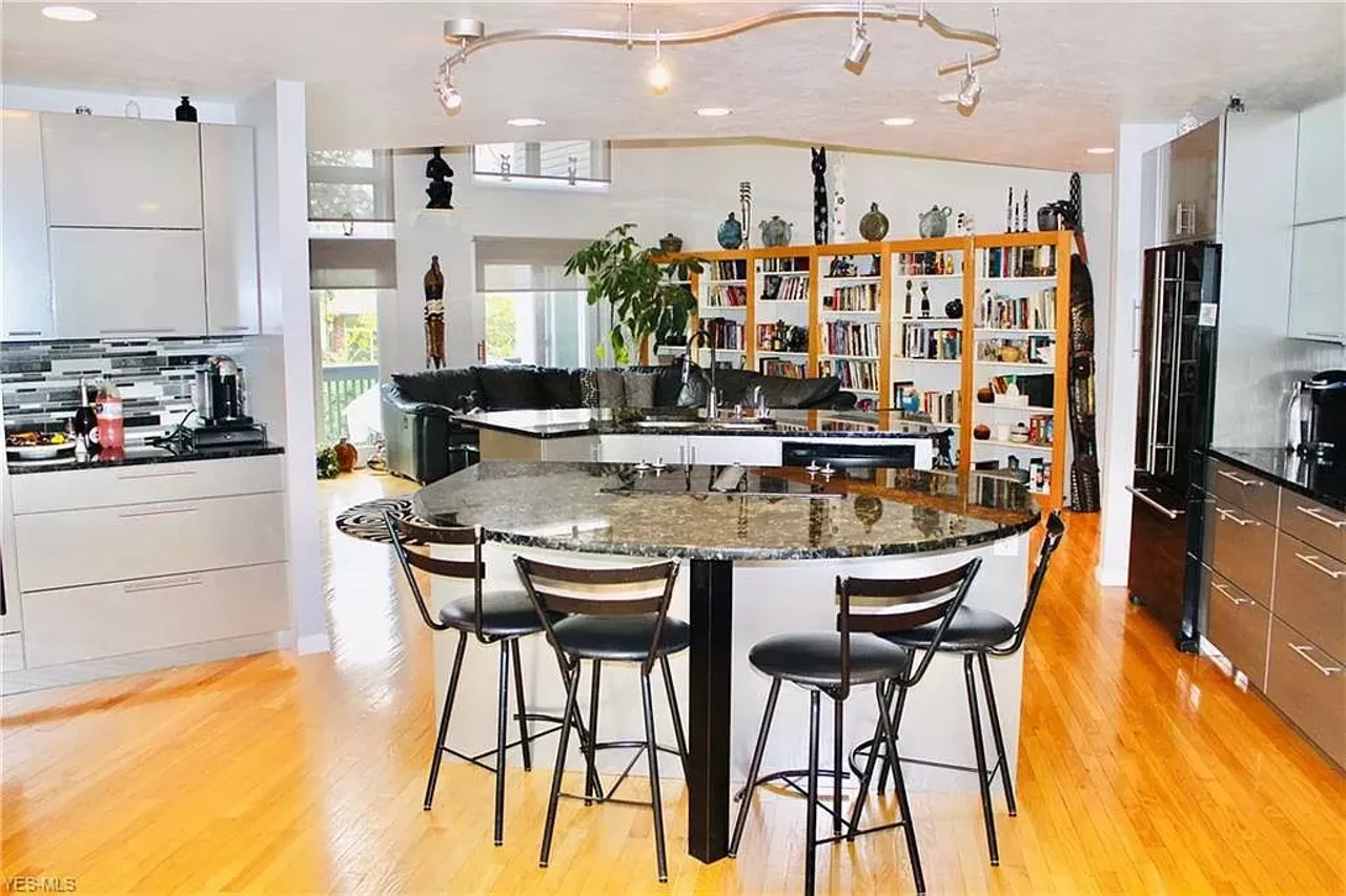 This Cleveland House for Sale in Hough Has an Amazing TwoStory Master