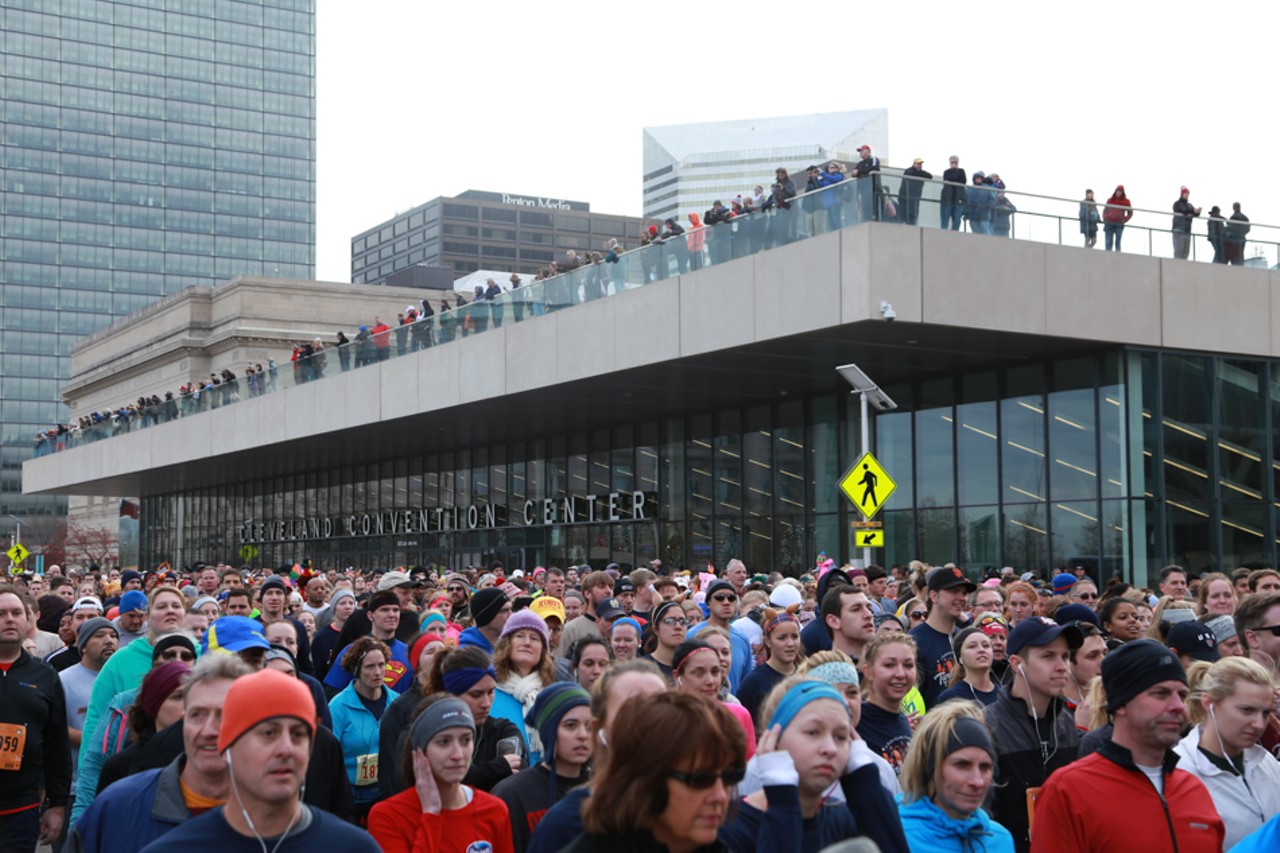 43 Photos from the Annual Turkey Trot in Downtown Cleveland Cleveland