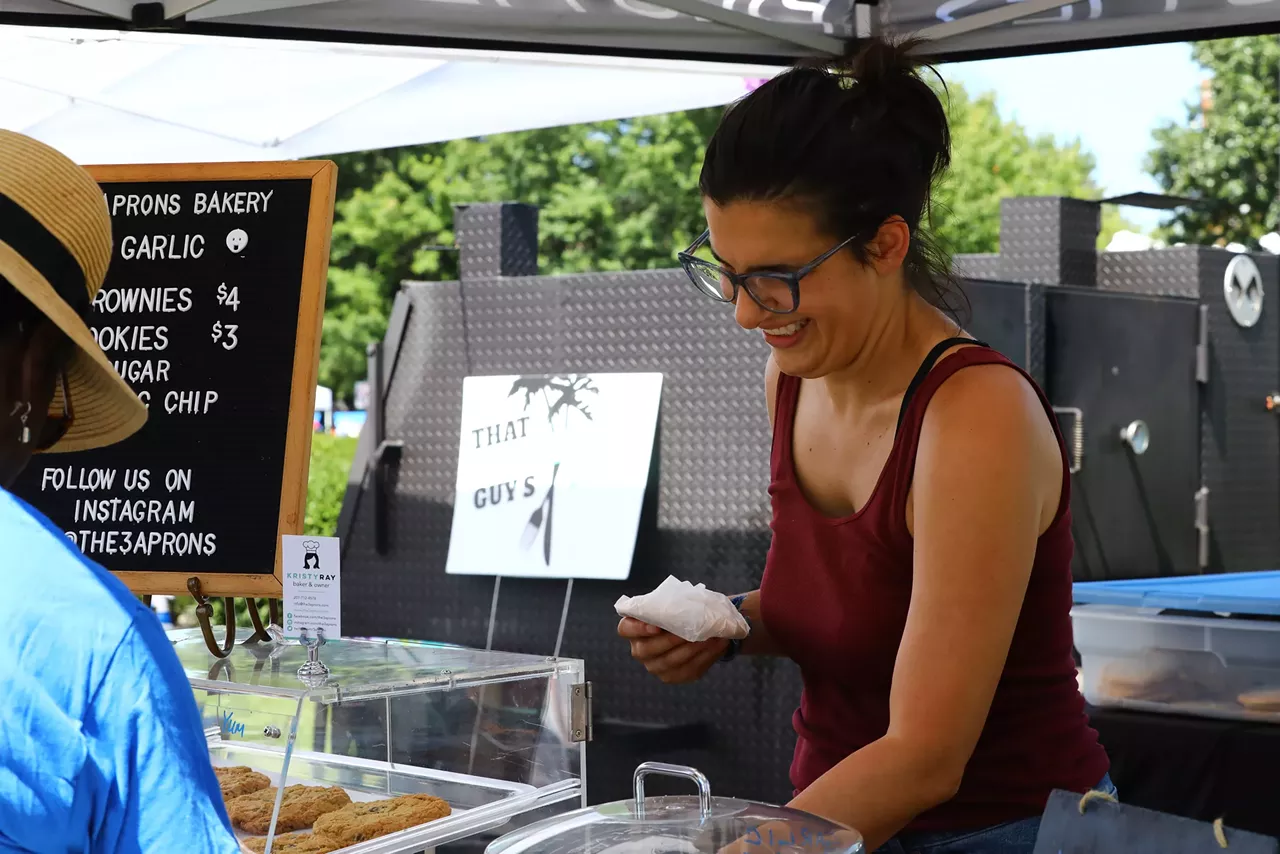 Photos From the 2022 Garlic Festival on Shaker Square Cleveland