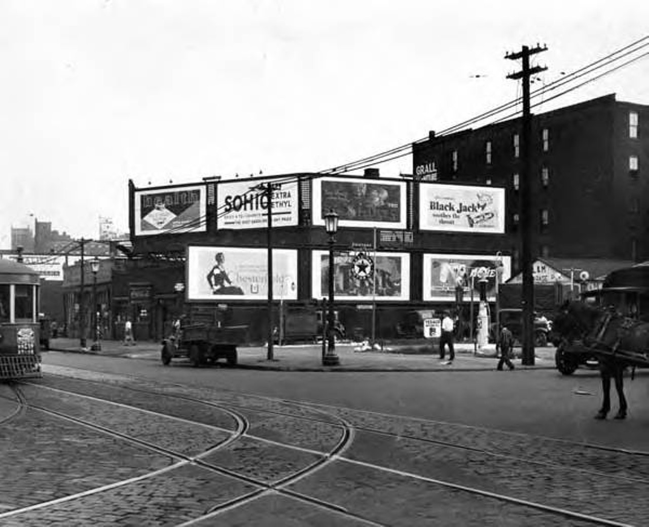Intersection of East 9th and Woodland, 1930