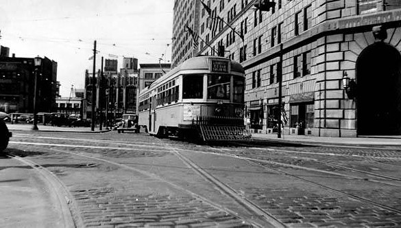 Cleveland Railway car 1293 at East 14th St. and Prospect Ave., 1930-1959