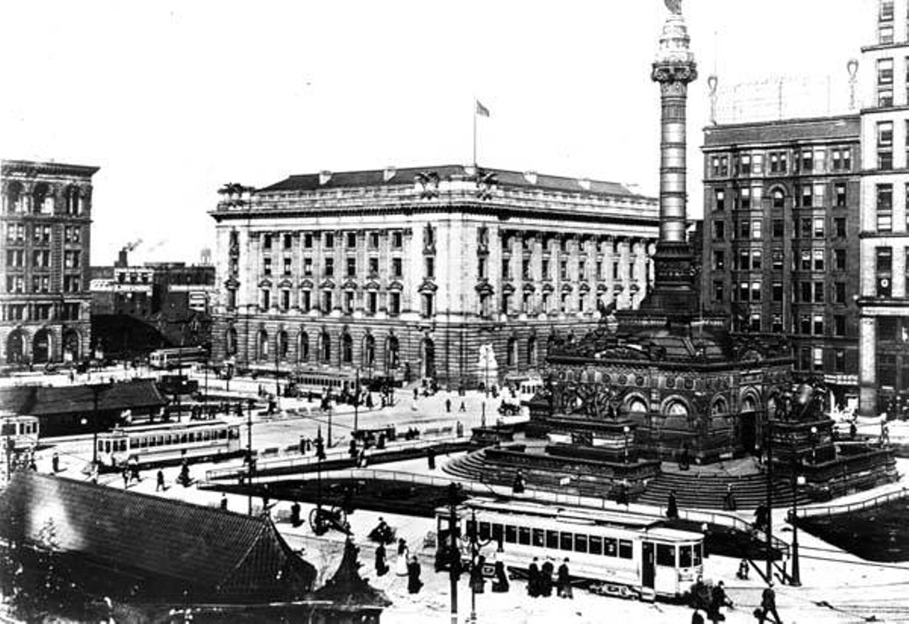 Trolley Cars at Public Square, 1912