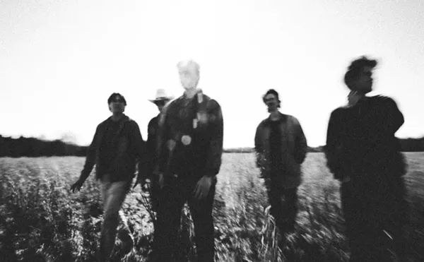 Image: Winyah w/ Foxtide